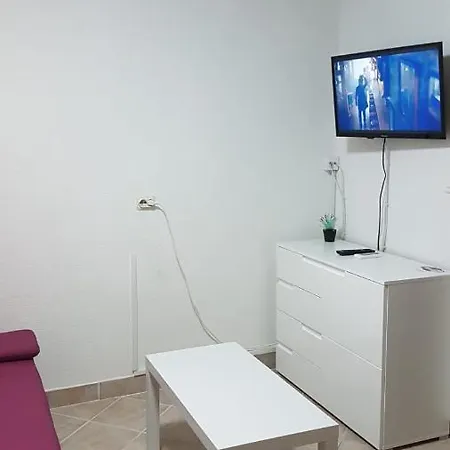Suzi Apartmani Vir Exterior photo