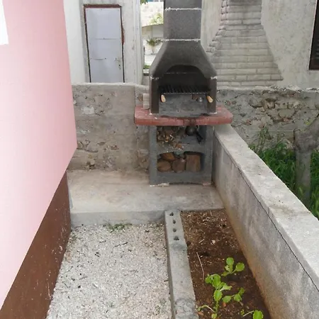 Suzi Apartmani Vir Exterior photo