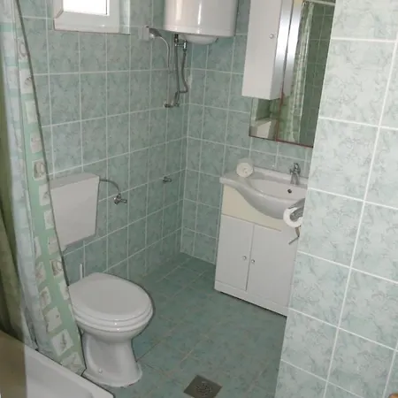 Suzi Apartmani Vir Exterior photo